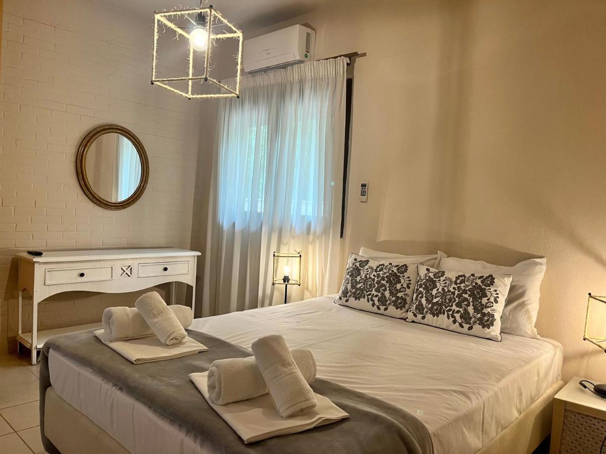 The Beach House - Apartments & Studios (Adults Only) Afytos Eksteriør bilde