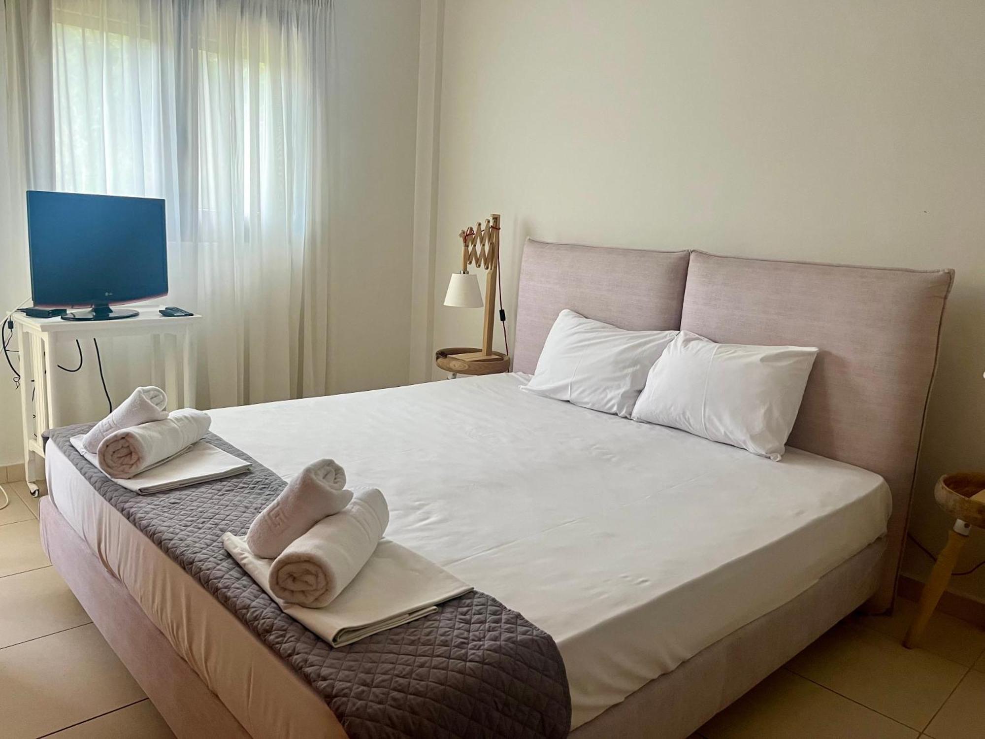 The Beach House - Apartments & Studios (Adults Only) Afytos Eksteriør bilde