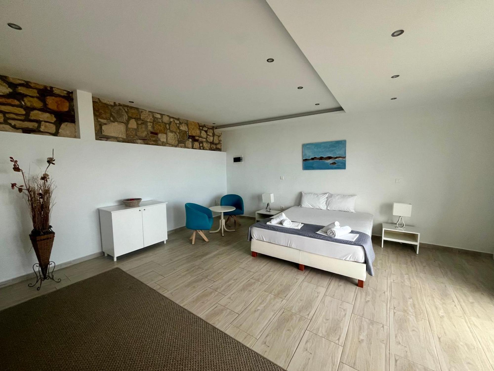 The Beach House - Apartments & Studios (Adults Only) Afytos Eksteriør bilde