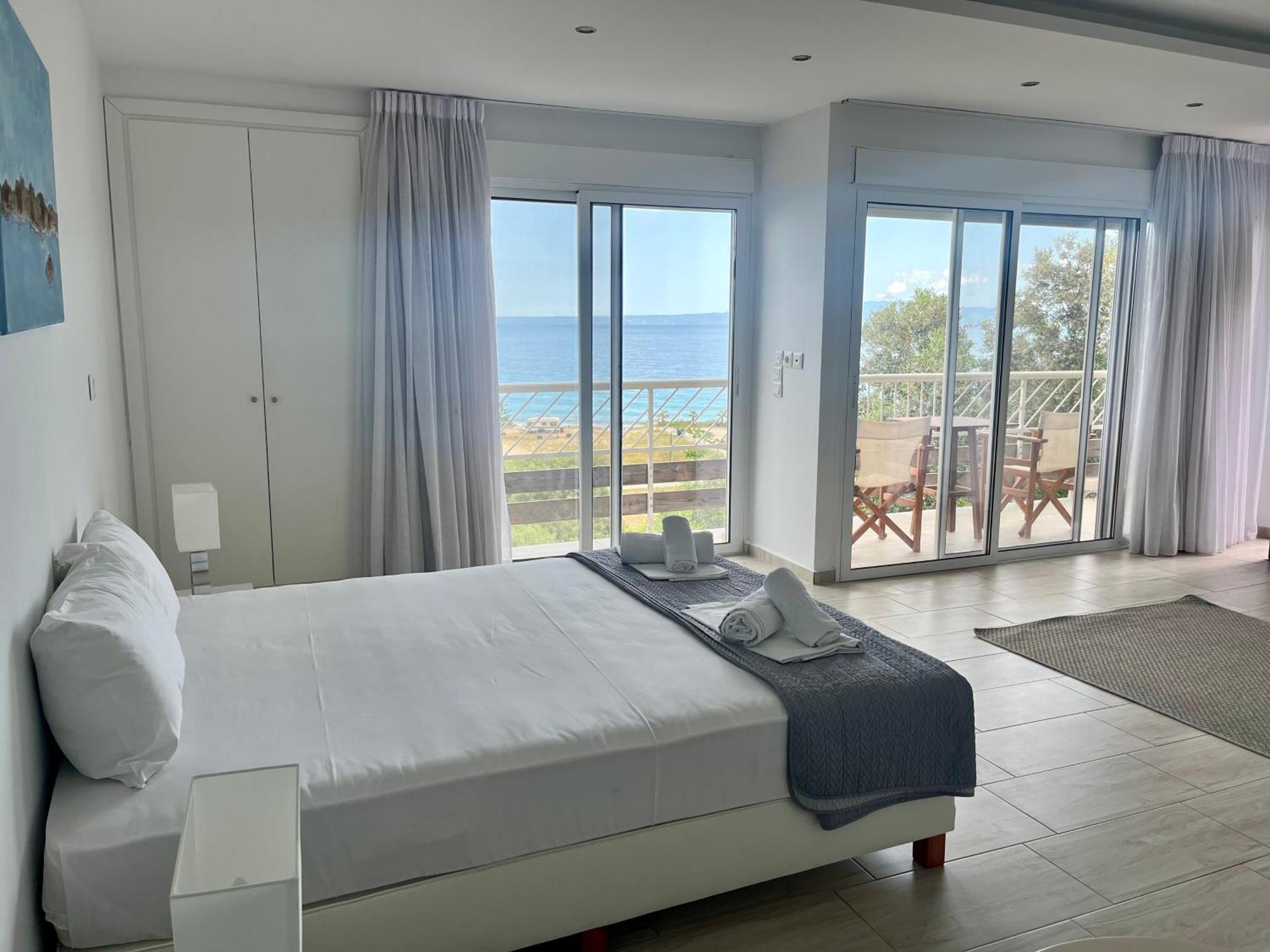 The Beach House - Apartments & Studios (Adults Only) Afytos Eksteriør bilde