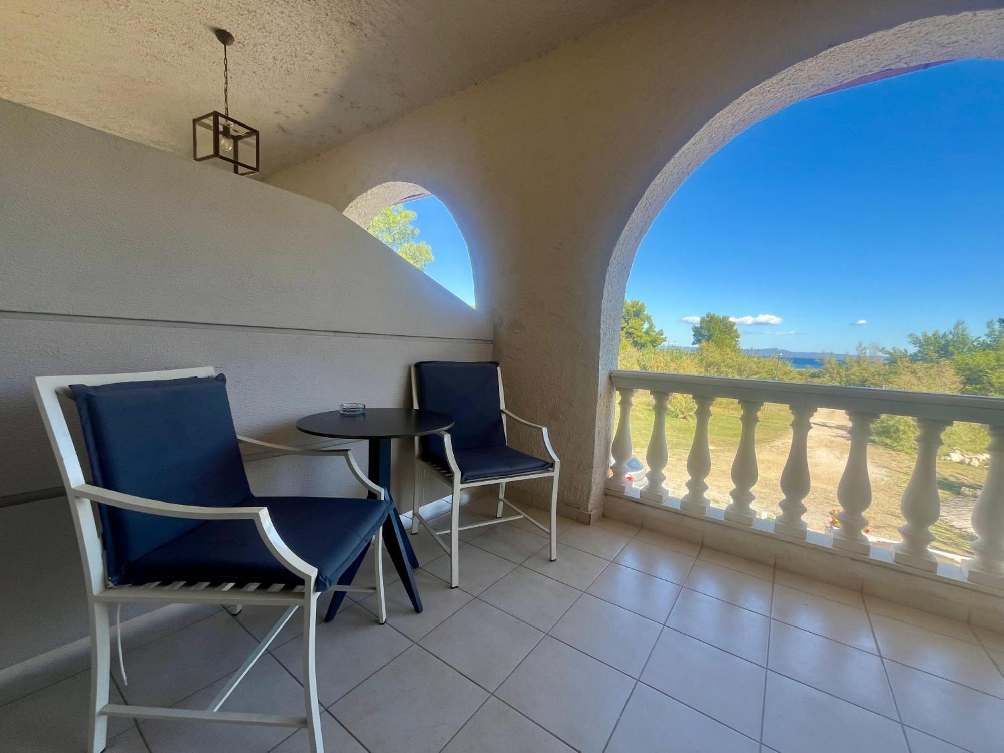The Beach House - Apartments & Studios (Adults Only) Afytos Eksteriør bilde
