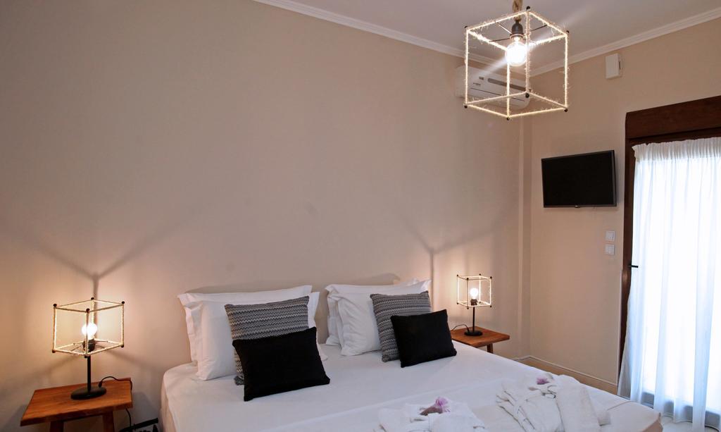 The Beach House - Apartments & Studios (Adults Only) Afytos Eksteriør bilde