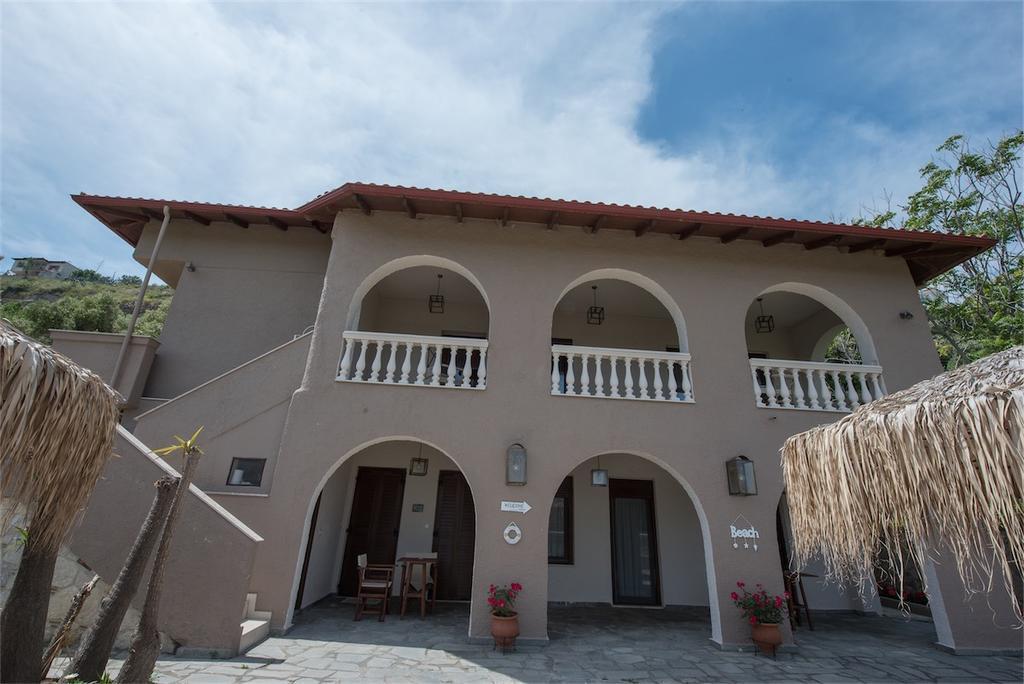 The Beach House - Apartments & Studios (Adults Only) Afytos Eksteriør bilde